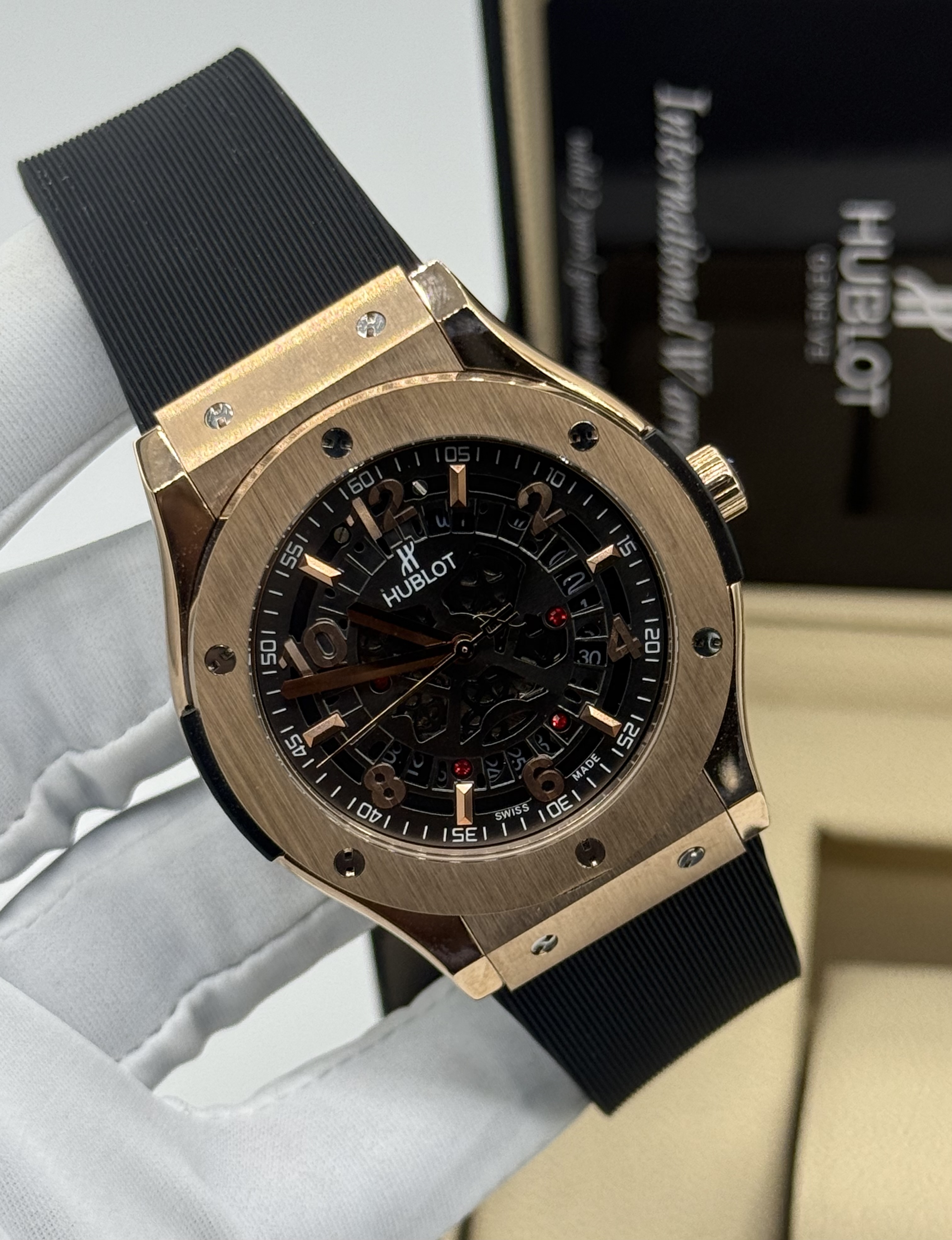 Buy Hublot wristwatch in Nigeria - Owolabi And Sons